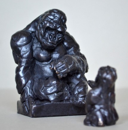 “Gorilla Family” Bronze, Limited Edition: 12, 16 x 12 x 10 cm